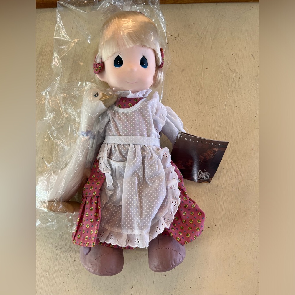 New 1992 Patti & Goose Precious Moments doll